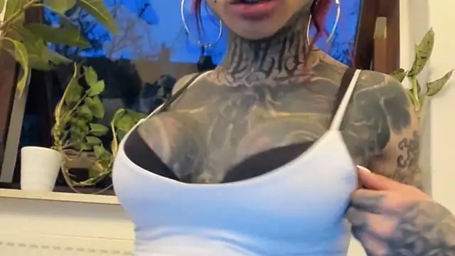 tamarapervert online show from January 2026 04:11:02 PM