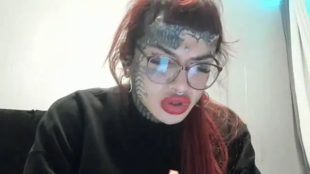 Snapshot of tamarapervert chatting on December 2025 08:08:02 PM tamarapervert online show from December 2025 08:08:02 PM