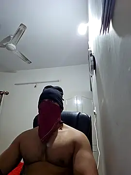 Snapshot of kaizercool1 chatting on January 2025 03:44:02 AM kaizercool1 online show from January 2025 03:44:02 AM