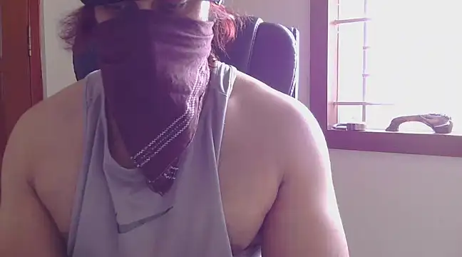 Snapshot of kaizercool1 chatting on February 2025 09:40:01 AM kaizercool1 online show from February 2025 09:40:01 AM