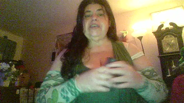 Snapshot of proprijectchampagne chatting on October 2025 12:29:02 PM proprijectchampagne online show from October 2025 12:29:02 PM