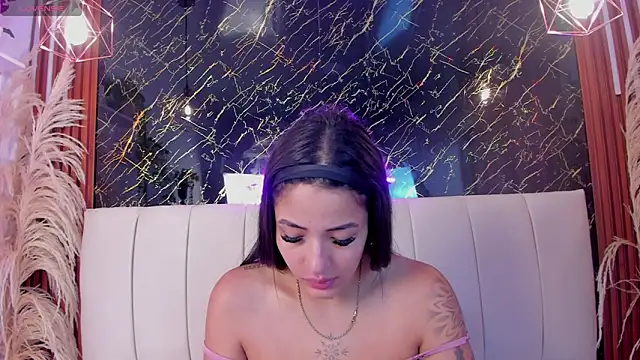 Tamara-evans online show from February 2026 01:44:01 PM