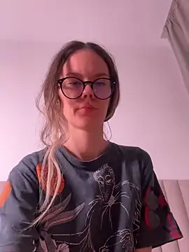 DivineBite online show from December 2024 10:18:01 PM