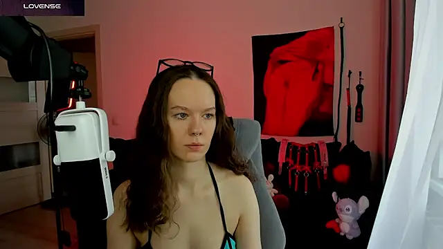 DivineBite online show from May 2026 11:29:02 AM