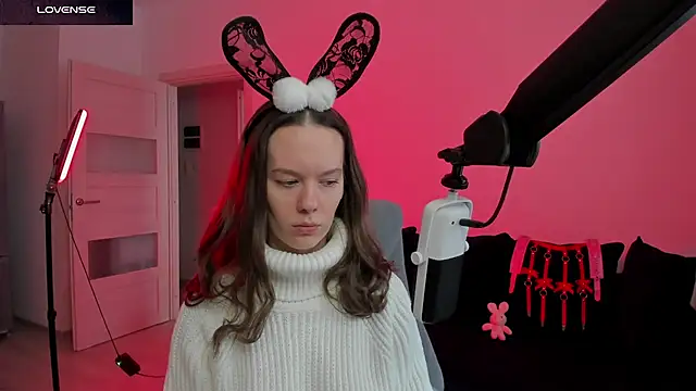 Snapshot of DivineBite chatting on February 2026 02:08:01 PM DivineBite online show from February 2026 02:08:01 PM