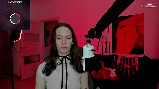 DivineBite online show from March 2026 01:44:01 PM