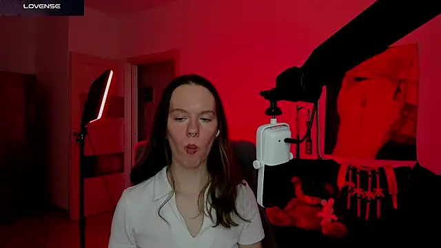 DivineBite online show from March 2026 02:17:01 PM