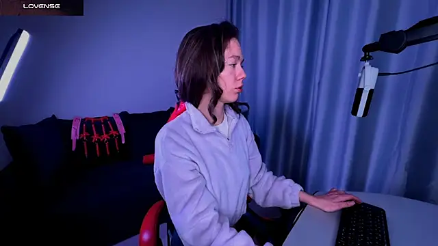 DivineBite online show from February 2025 09:54:01 PM