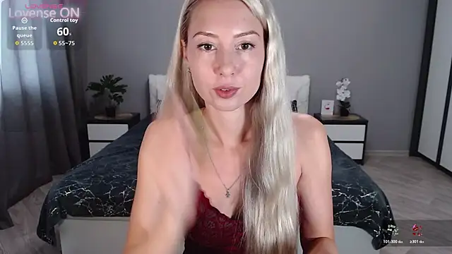 Snapshot of VictoriaTiger chatting on July 2026 09:17:01 AM VictoriaTiger online show from July 2026 09:17:01 AM