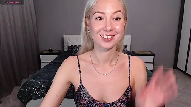 Snapshot of VictoriaTiger chatting on January 2026 03:30:01 PM VictoriaTiger online show from January 2026 03:30:01 PM