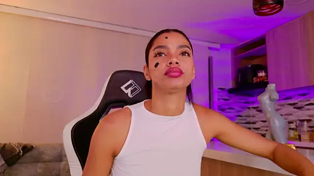 liagirl cute online show from February 2026 04:23:01 AM