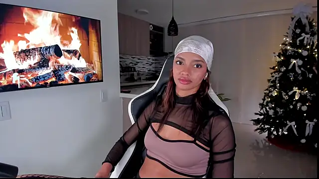 liagirl cute online show from December 2025 04:49:02 AM