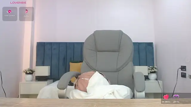 kimara lion online show from November 2025 03:10:02 AM