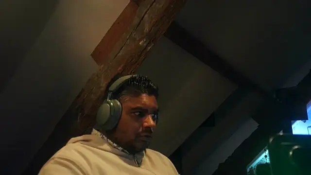 Bandusrilankasexymen online show from October 2025 10:43:02 PM