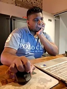 Snapshot of Bandusrilankasexymen chatting on April 2026 10:36:01 PM Bandusrilankasexymen online show from April 2026 10:36:01 PM