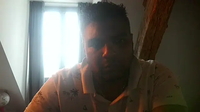 Snapshot of Bandusrilankasexymen chatting on February 2026 02:16:02 PM Bandusrilankasexymen online show from February 2026 02:16:02 PM