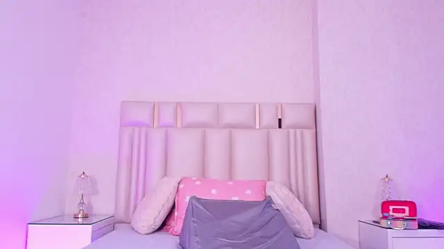  carolina fox online show from March 2026 03:15:02 AM