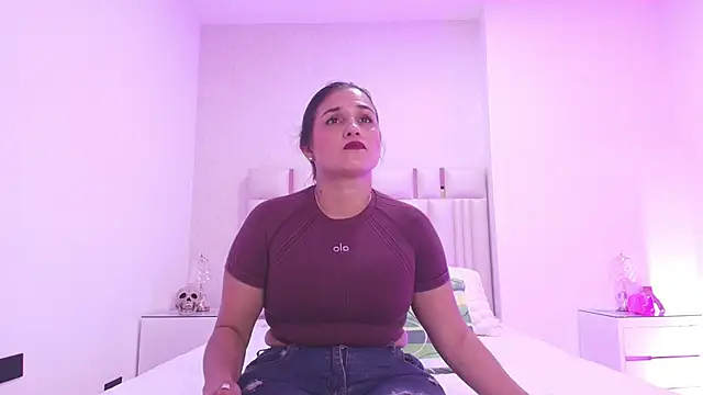  carolina fox online show from October 2025 03:03:01 AM