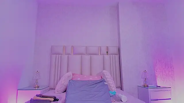  carolina fox online show from March 2026 03:22:02 AM