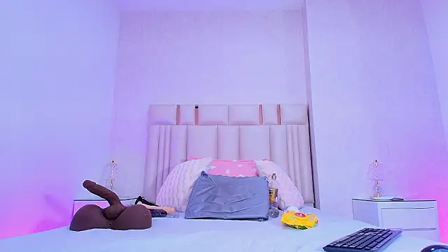 Snapshot of _carolina_fox chatting on February 2026 03:06:01 AM carolina fox online show from February 2026 03:06:01 AM