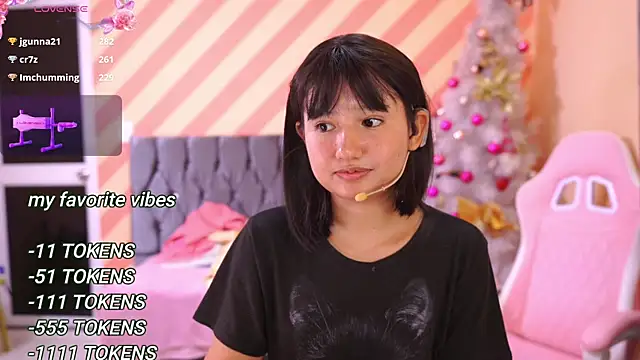 Snapshot of Pinkie_Princes chatting on December 2024 05:14:02 AM Pinkie Princes online show from December 2024 05:14:02 AM