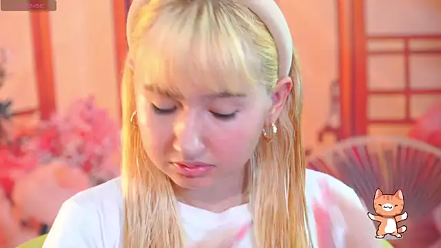 Pinkie Princes online show from December 2025 03:07:01 AM