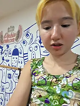 Pinkie Princes online show from December 2025 12:48:01 AM