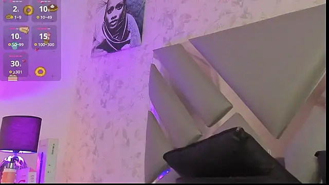 EmilyyRosee  online show from March 2026 11:44:01 PM