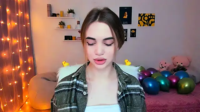 Snapshot of aPieceOfJoy chatting on February 2025 02:07:01 AM aPieceOfJoy online show from February 2025 02:07:01 AM