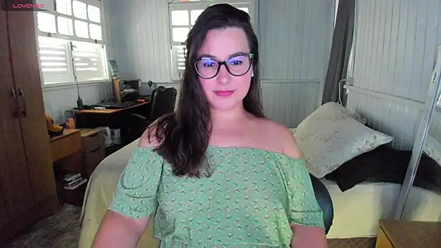 Snapshot of anna_love_hot chatting on November 2025 05:57:01 PM anna love hot online show from November 2025 05:57:01 PM