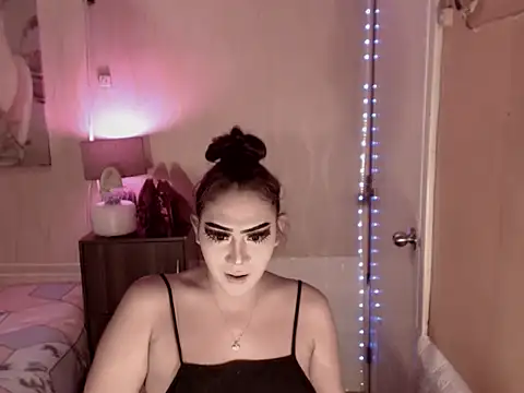 Biancafoxie online show from September 2025 08:14:02 AM