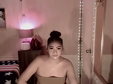 Snapshot of Biancafoxie chatting on October 2025 04:00:01 AM Biancafoxie online show from October 2025 04:00:01 AM