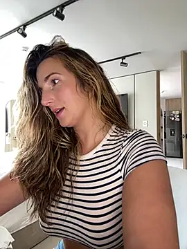 Thescorpionfr online show from February 2026 04:15:01 PM