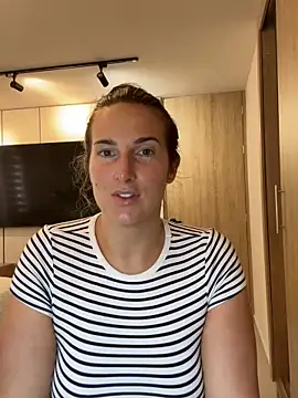 Thescorpionfr online show from November 2025 06:22:01 PM