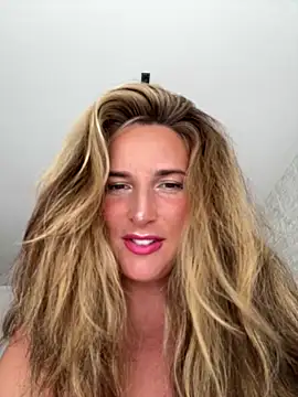 Thescorpionfr online show from December 2025 05:57:05 PM