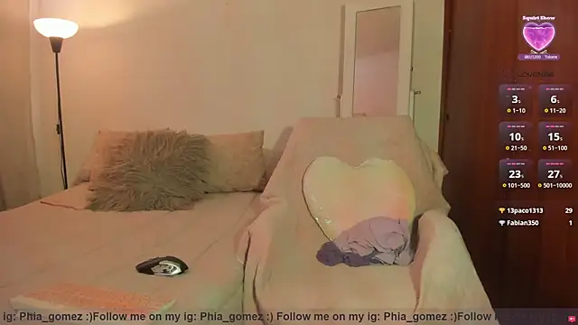 whitneyhot online show from April 2026 02:33:01 PM