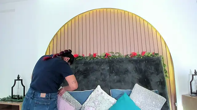 Karlagonzales  online show from March 2026 06:59:01 PM