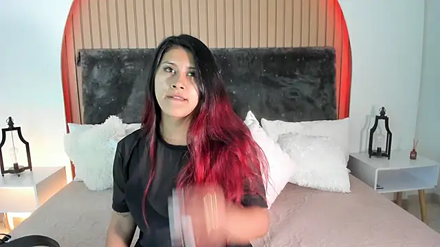 Snapshot of Karlagonzales_ chatting on April 2026 07:20:01 PM Karlagonzales online show from April 2026 07:20:01 PM