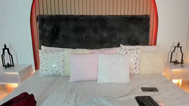 Snapshot of Karlagonzales_ chatting on May 2026 06:58:02 PM Karlagonzales online show from May 2026 06:58:02 PM