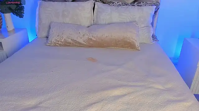 malaia hills online show from March 2026 06:42:02 PM