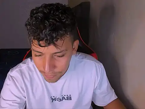 dilan js online show from December 2025 10:55:01 PM