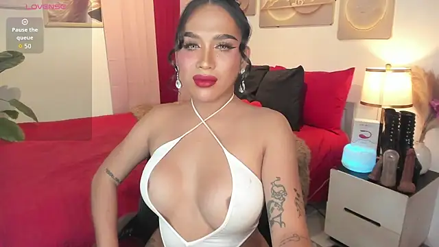 ClassyEllice online show from May 2026 03:29:01 PM