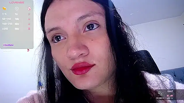 Snapshot of Jenni_walkermiss chatting on October 2025 04:40:02 PM Jenni walkermiss online show from October 2025 04:40:02 PM