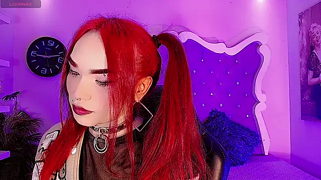 LeyXandrabraz online show from April 2026 08:48:01 PM