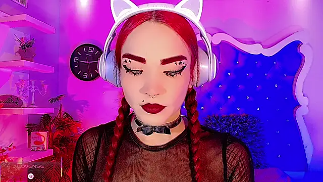 LeyXandrabraz online show from April 2026 08:26:02 PM