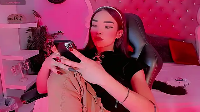 LeyXandrabraz online show from November 2025 07:41:02 PM