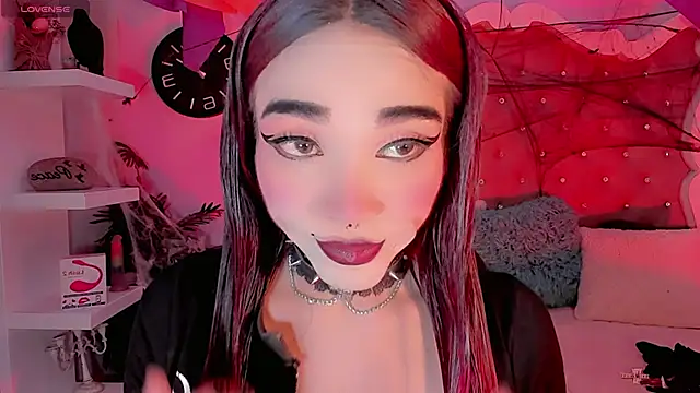 LeyXandrabraz online show from October 2025 07:57:02 PM