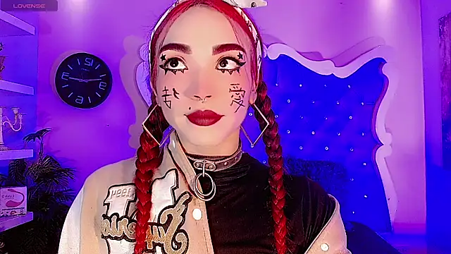 LeyXandrabraz online show from April 2026 10:33:02 PM