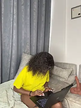 peeky pinky online show from November 2025 12:52:01 PM