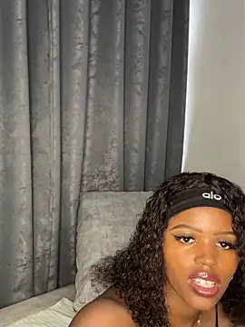 peeky pinky online show from November 2025 10:31:01 AM